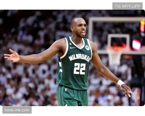 埃迪·琼斯无球跑动制造空位，三分效率领跑同位置侧翼