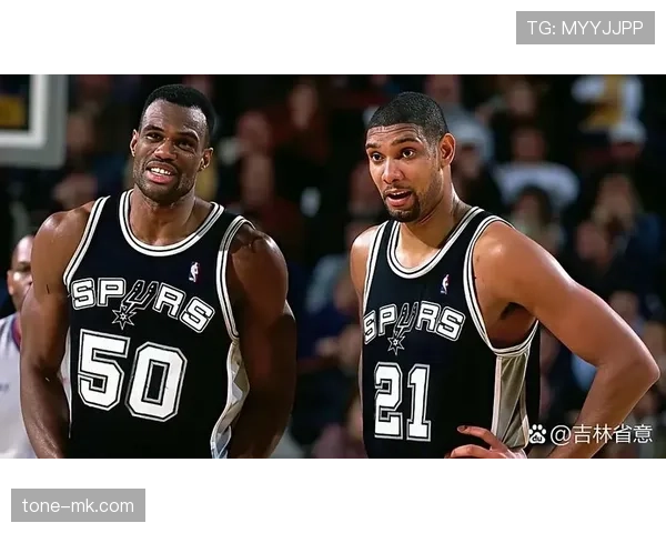 邓肯内线脚步变化提升篮下效率，拉开球队攻防差距